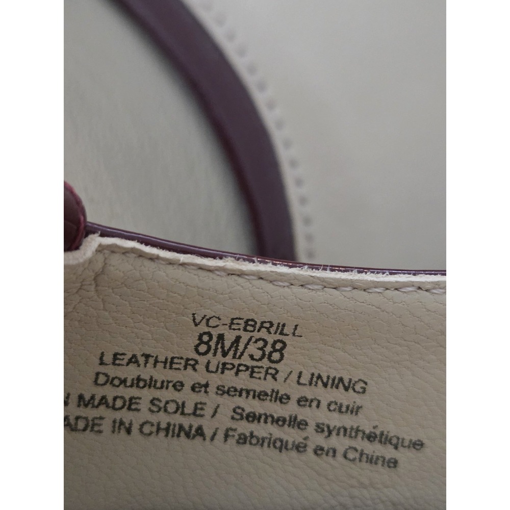 Vince Camuto Patent Leather Flats Women's‎ 8 Old Money Red Buckle Glossy Smart - Picture 5 of 10